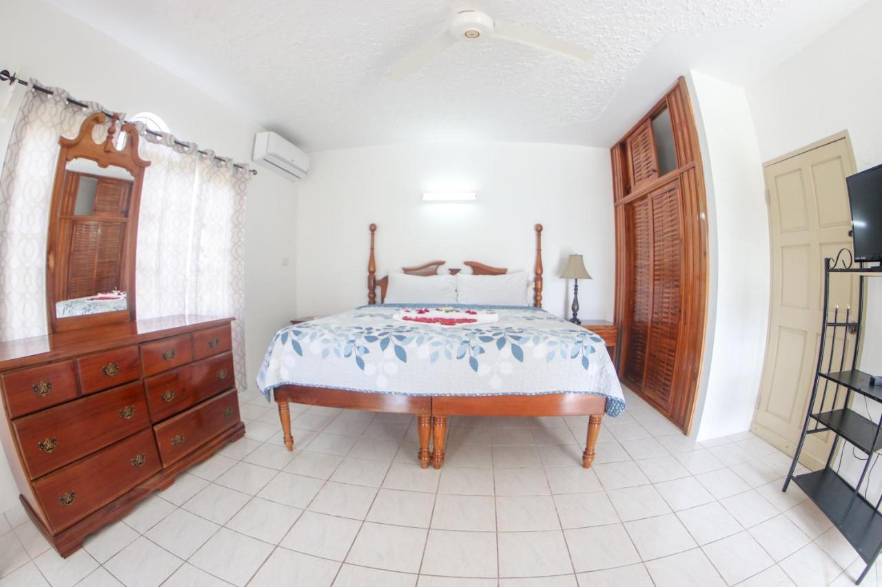 Van Villa Guesthouse 内格里尔 外观 照片