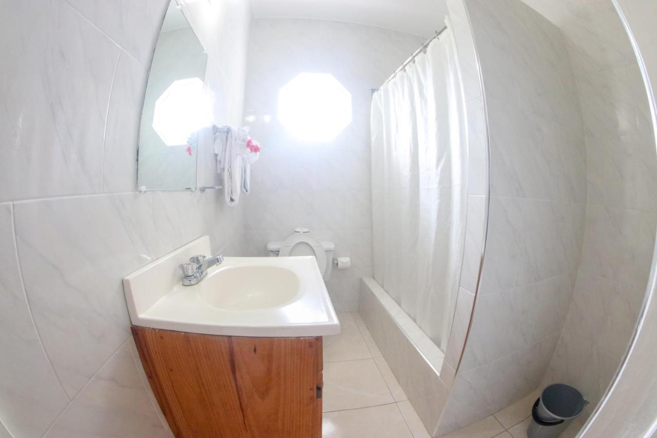 Van Villa Guesthouse 内格里尔 外观 照片