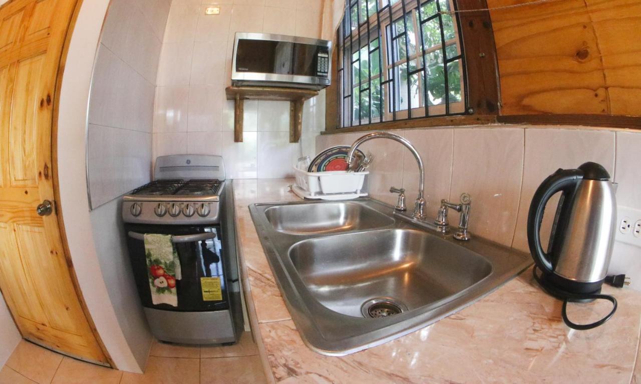 Van Villa Guesthouse 内格里尔 外观 照片